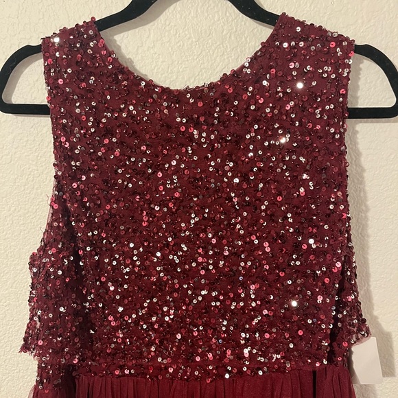 Burgundy Maxi Dress - Picture 3 of 7